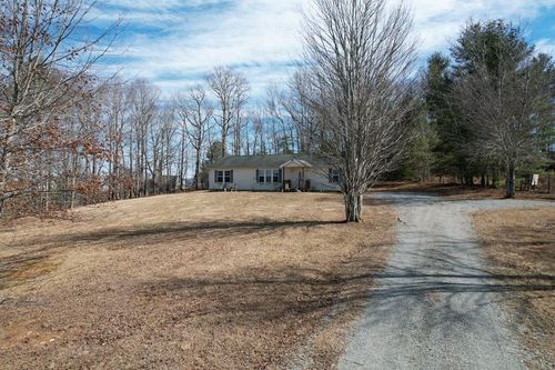 515 Live Oak Lane, Galax, VA, 24333 | Card Image