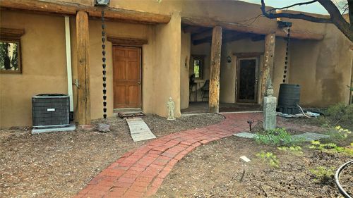 154 Piedra Loop, White Rock, NM, 87547-3837 | Card Image