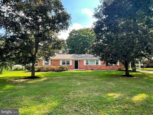 10225 Dogwood Dr, White Plains, MD, 20695-2880 | Card Image