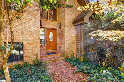 2 Deep Notch Way, Travelers Rest, SC, 29690-4112 | Card Image