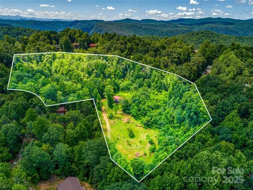 124 Cozy Cove Ln, Saluda, NC, 28773-9599 | Card Image