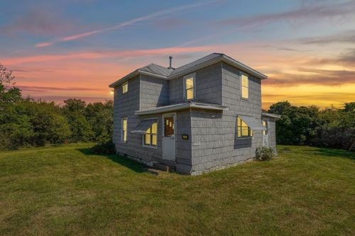 12190 Flowers Rd, Rockbridge, OH, 43149-9533 | Card Image