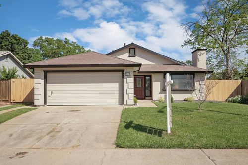 881 Spur Way, Galt, CA, 95632-1857 | Card Image