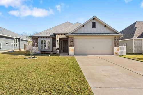 2004 Dumfries Dr, Bryan, TX, 77807-1471 | Card Image