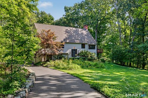 40 Beechwood Ln, Ridgefield, CT, 06877-5803 | Card Image
