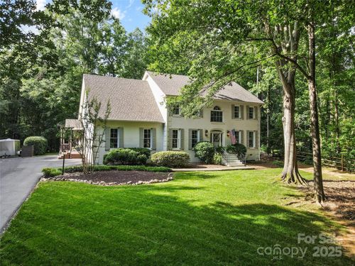 3717 Bounty Ct, Matthews, NC, 28104-9507 | Card Image