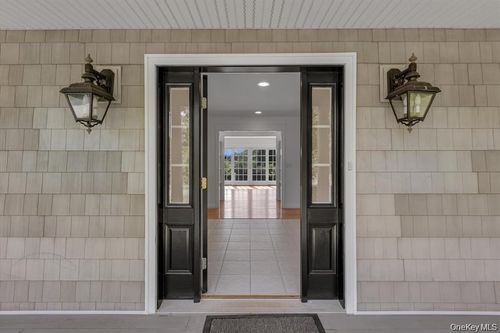 1155 Tasker Ln, Greenport, NY, 11944-1945 | Card Image