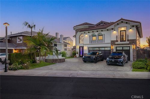 16861 Marinabay Dr, Huntington Beach, CA, 92649-2913 | Card Image