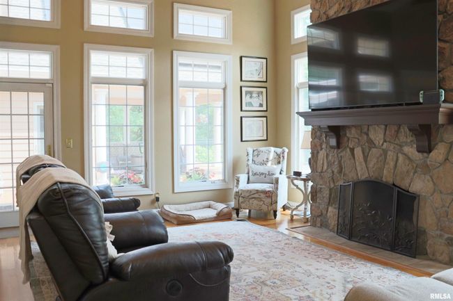 1112 W Cedar Hills Dr, House other with 5 bedrooms, 6 bathrooms and null parking in Dunlap IL | Image 31