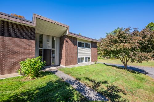 apt-454-229 Bacon Pond Rd, Woodbury, CT, 06798-3677 | Card Image