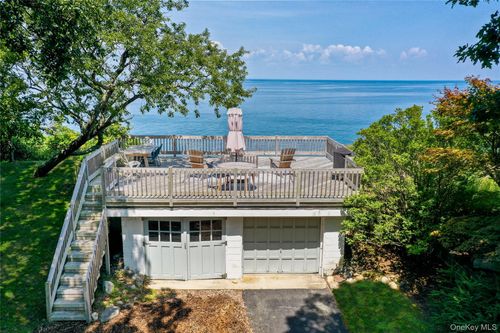41 Culross Dr, Rocky Point, NY, 11778-8911 | Card Image