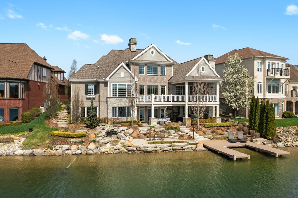 Boulder Shores Dr, South Lyon, MI 48178 #1