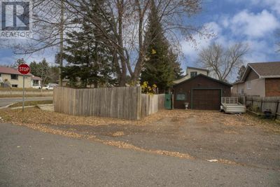 437 Arundel St, Home with 1 bedrooms, 2 bathrooms and null parking in Thunder Bay ON | Image 3