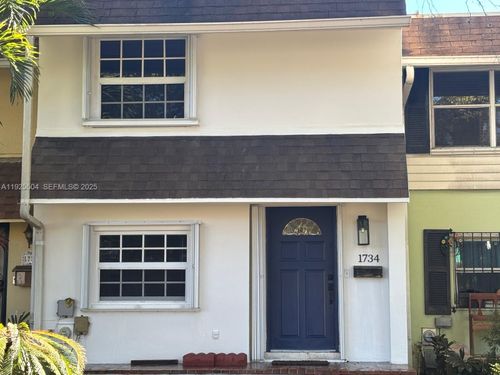 1734 Ne 142nd St, North Miami, FL, 33181-1330 | Card Image