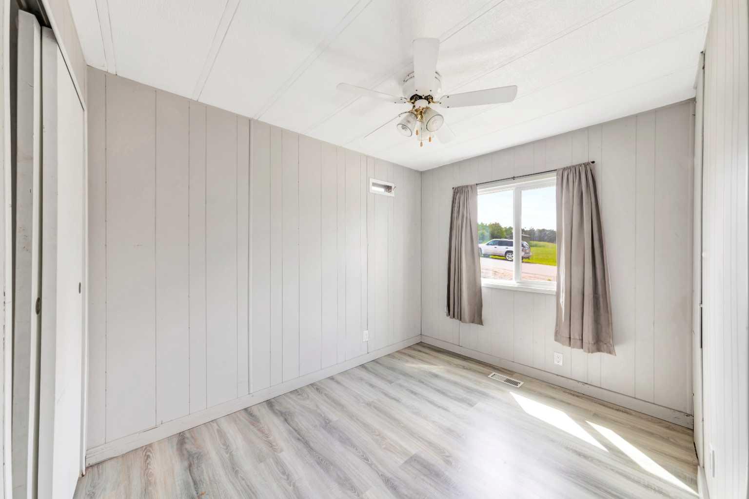 Residential in Paradise Hill 2