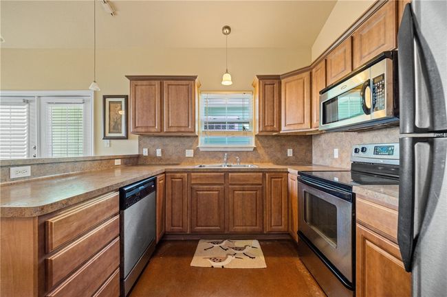 14521 E Cabana #309 Street, Townhouse with 2 bedrooms, 2 bathrooms and null parking in Corpus Christi TX | Image 5
