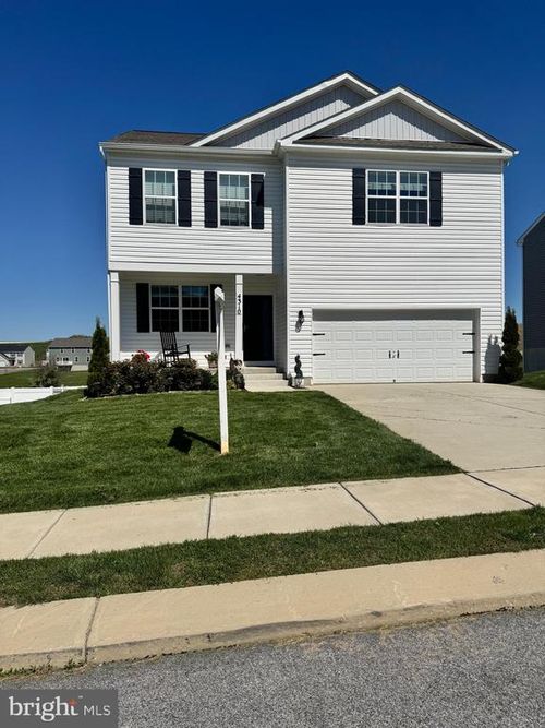 4310 Brent Dr, SPRING GROVE, PA, 17362-8028 | Card Image