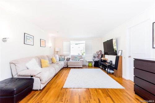 2s-3800 Blackstone Ave, Bronx, NY, 10463-1415 | Card Image