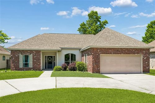 2366 Soult St, Mandeville, LA, 70448-2259 | Card Image