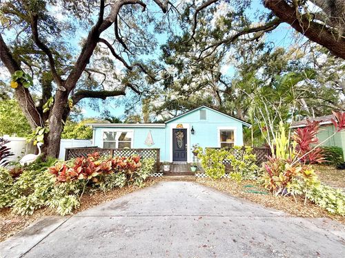 1304 New York Ave, DUNEDIN, FL, 34698-5130 | Card Image
