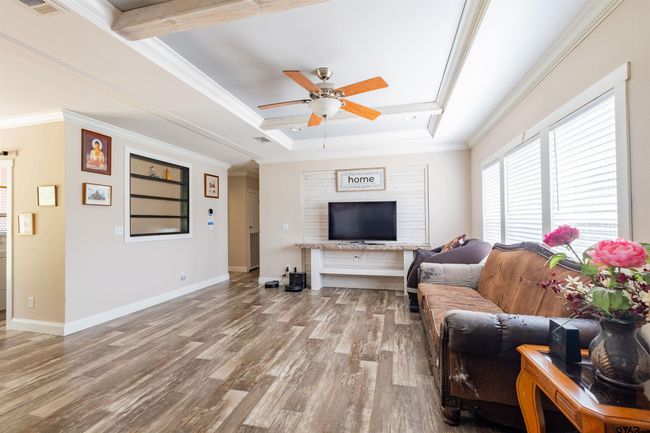 18877 County Road 15, House other with 3 bedrooms, 2 bathrooms and null parking in Tyler TX | Image 6