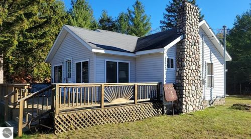 8521 Lovells Road, Grayling, MI, 49738 | Card Image