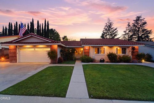 219 Castilian Ave, Newbury Park, CA, 91320-3620 | Card Image