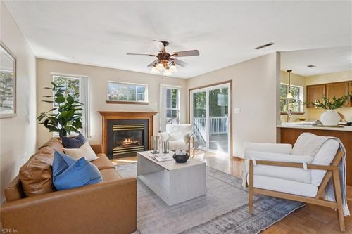 844 Melrose Ter, Newport News, VA, 23608-9348 | Card Image