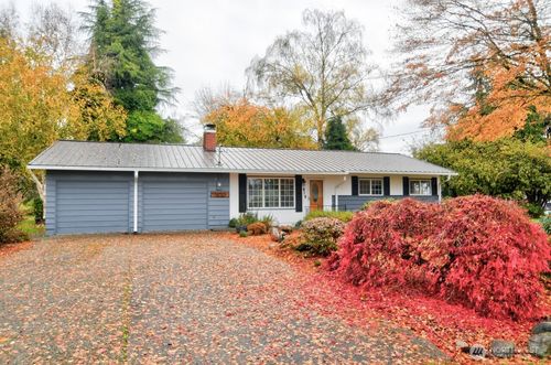 610 N 11th St, Elma, WA, 98541-9332 | Card Image