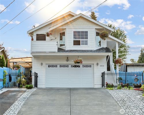 11033 18th Ave Sw, Seattle, WA, 98146-2031 | Card Image