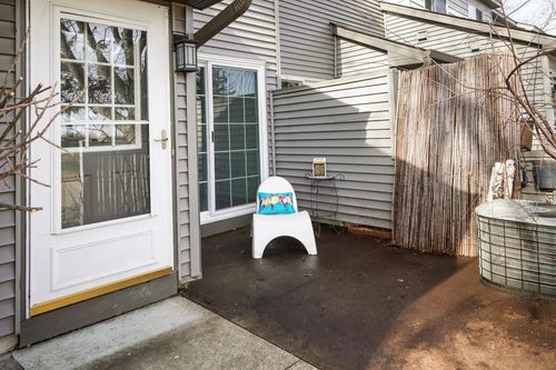 apt-3-10005 Russell Ave N, Brooklyn Park, MN, 55444-1046 | Card Image