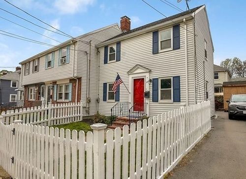 na-55 Wyllis Ave, Malden, MA, 02148-7524 | Card Image