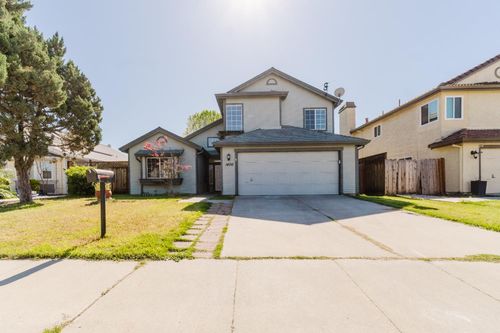 1400 Divine Lane, Tracy, CA, 95376 | Card Image