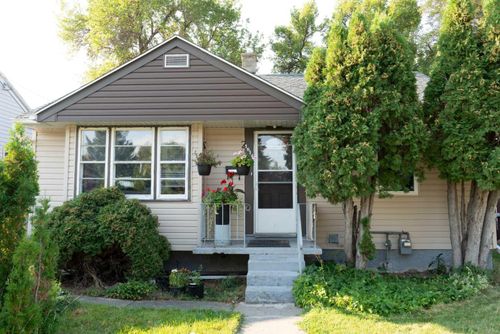 1614 5a Avenue N, Lethbridge, AB, T1H0P4 | Card Image