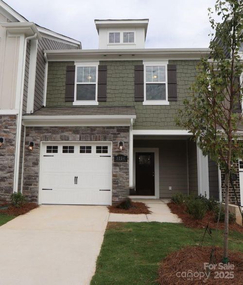 3234 Lilac Grove Dr, Charlotte, NC, 28269-0652 | Card Image