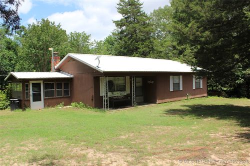2701 E 2017 Rd, Hugo, OK, 74743-3657 | Card Image