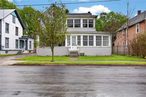 12 Valleyview St, Oneonta, NY, 13820-2604 | Card Image
