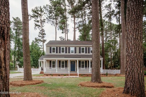 1702 Chamberlain Dr Nw, Wilson, NC, 27896-1560 | Card Image