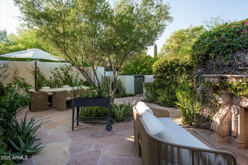 unit-215-5101 N Casa Blanca Dr, Paradise Valley, AZ, 85253-6987 | Card Image