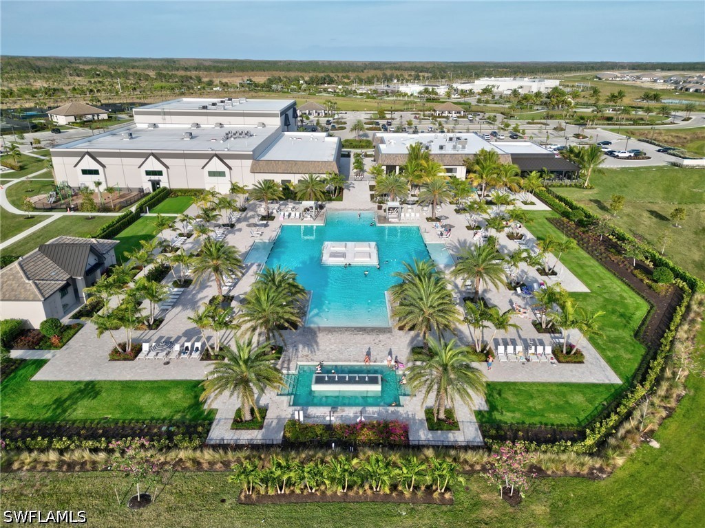 Residential in Estero 4
