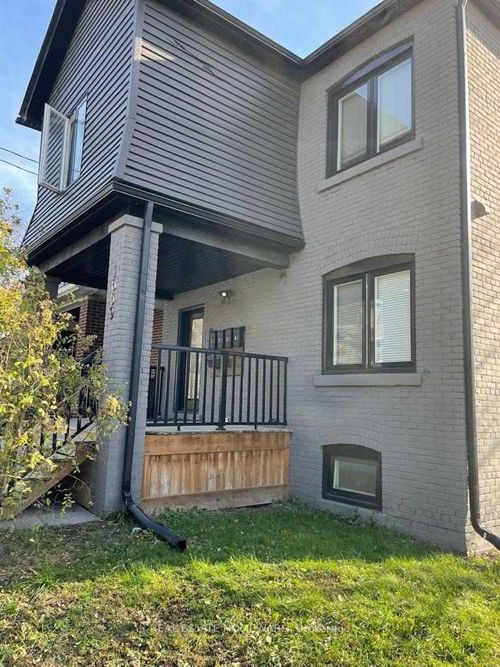 1-1659 Gerrard St E, Toronto, ON, M4L2A9 | Card Image
