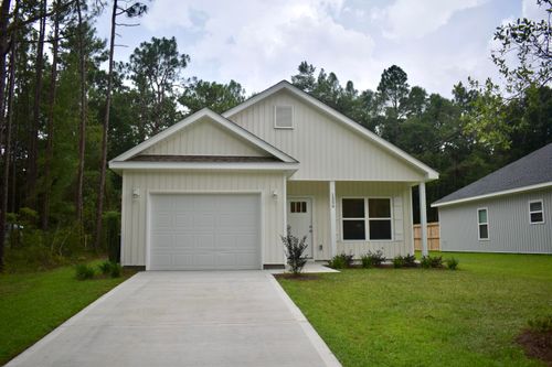 1359 E Chestnut Ave, Crestview, FL, 32539-7390 | Card Image