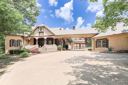 4711 W Munson Rd, Skiatook, OK, 74070-4305 | Card Image