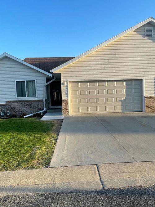 1267 Sundance Ct Ne, Byron, MN, 55920-1573 | Card Image