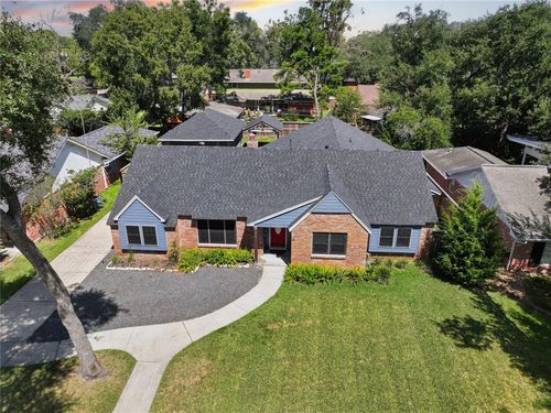 226 Drift Wood Dr, Taylor Lake Village, TX, 77586-4704 | Card Image
