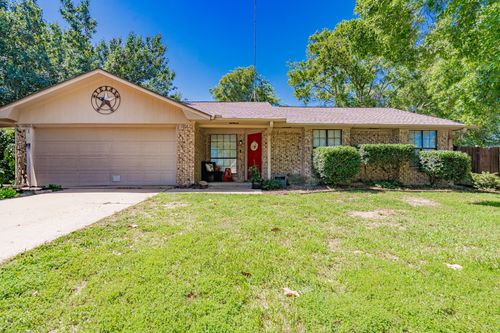 2120 Lisa Cir, Canton, TX, 75103-5022 | Card Image