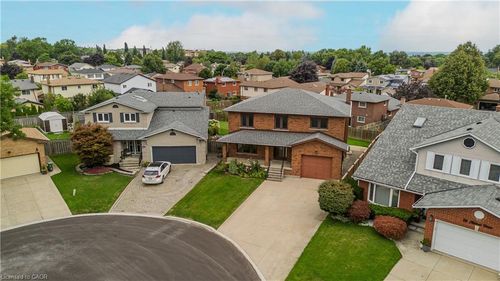 18 Marcel Pl, Hamilton, ON, L9B1W3 | Card Image