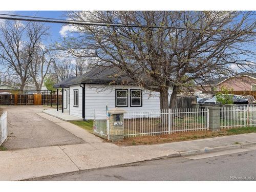 1285 S Irving St, Denver, CO, 80219-3912 | Card Image