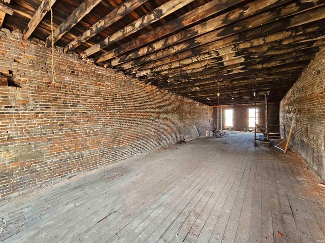 124 Main St, Home with 0 bedrooms, 5 bathrooms and null parking in Vincennes IN | Image 28