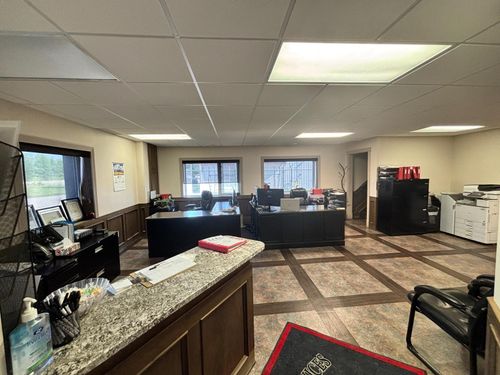 5739 50a St, Drayton Valley, AB, T7A1M6 | Card Image